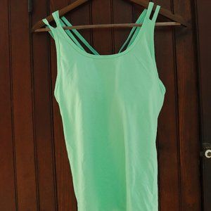 Gapfit - M Workout Tank in Aqua Teal Color - Strap